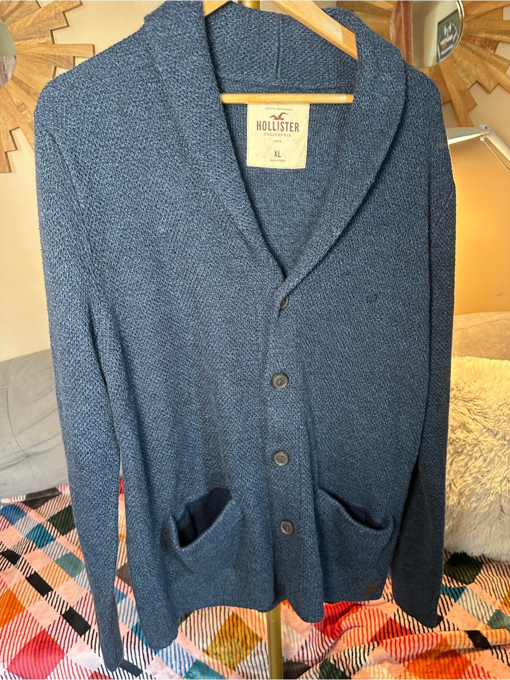Hollister Men's Navy Shawl-Collar Button Cardigan Sweater read description